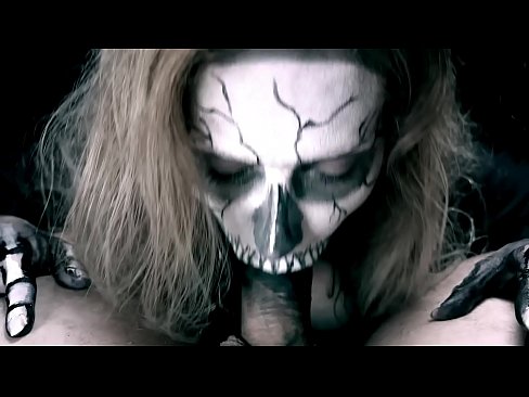 ❤️ Demon girl imeb kulli oma musta suuga ja neelab sperma. ️ Vene porno at us ☑