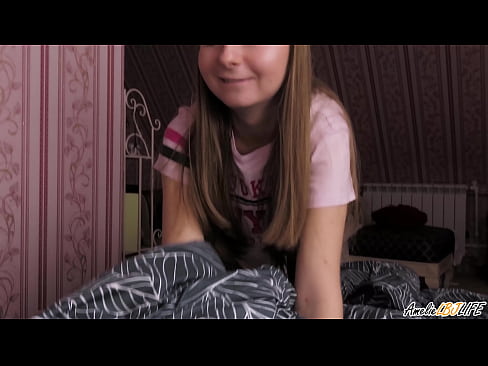 ❤️ Blondie imeb oma BFF-i sügavalt ja saab sperma suhu ️ Vene porno at us ☑